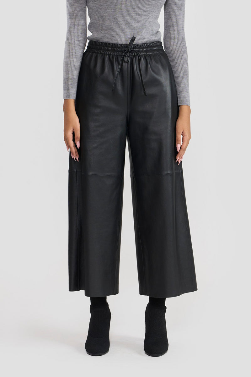 Black Kathryn Trouser