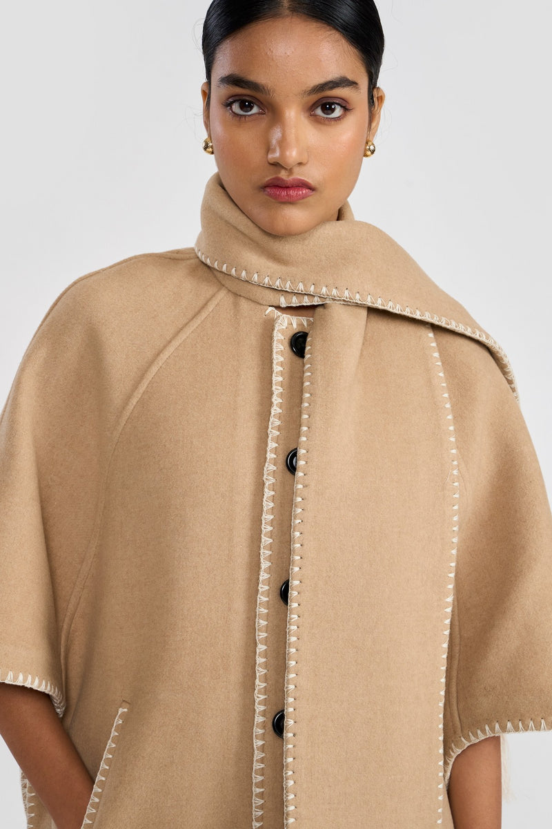 Camel Betty Women   Cape